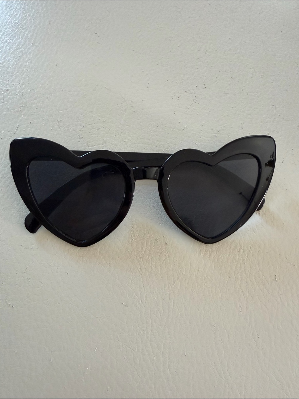 Black Heart-Shaped Sunglasses